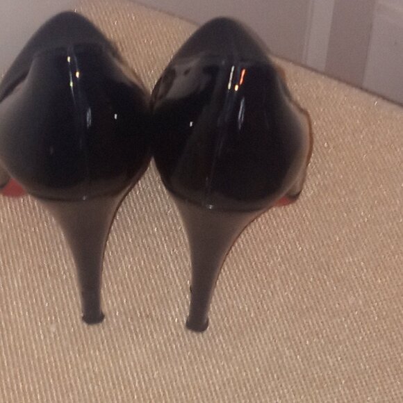 WePresent | Christian Louboutin Christian Louboutin